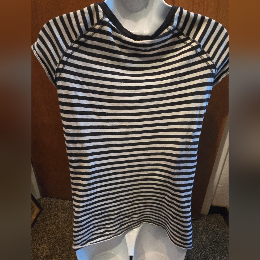 Lily Navy&White Striped Short Sleeve Tee SzL - Picture 3 of 6